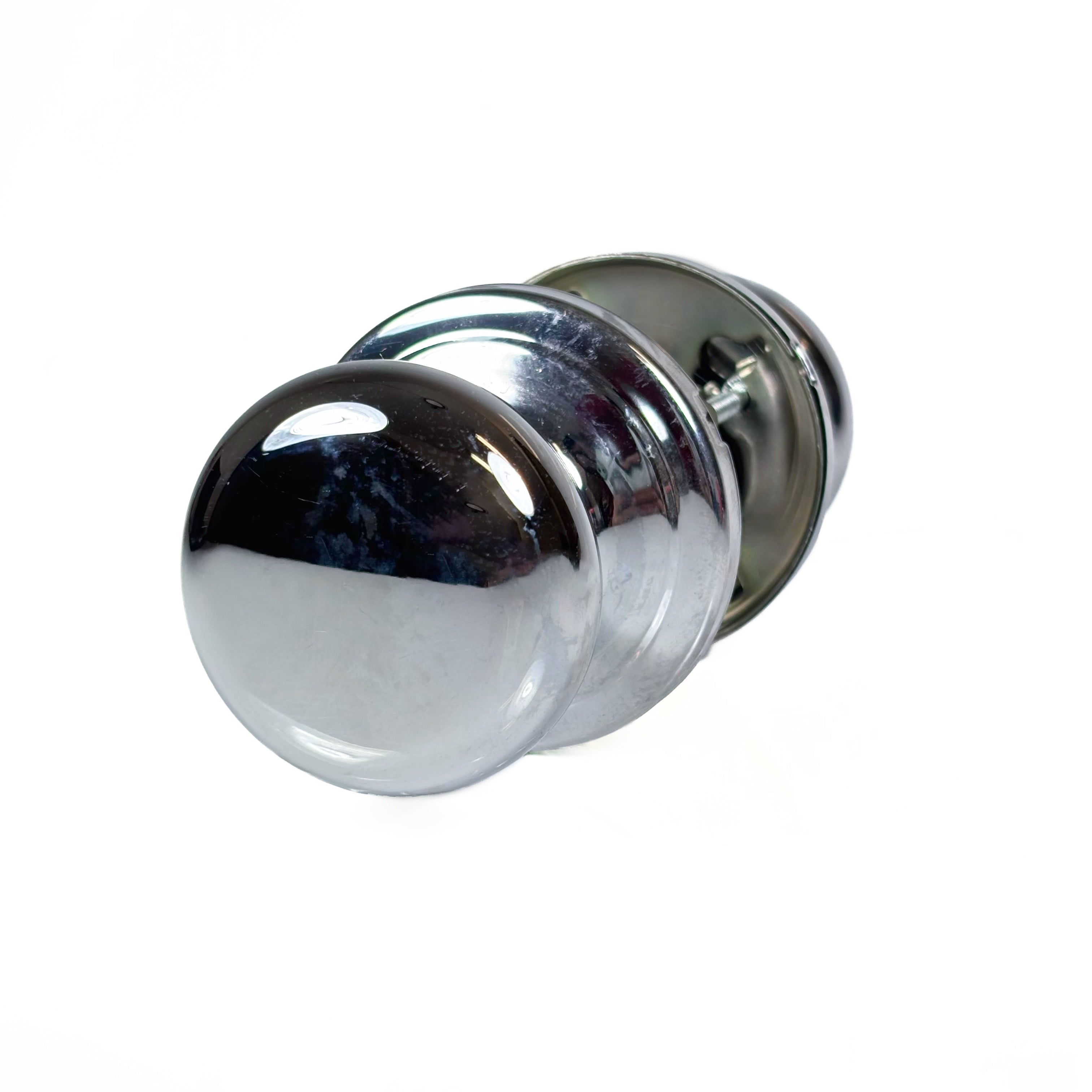 Hall And Closet Passage Lockset Polished Chrome
