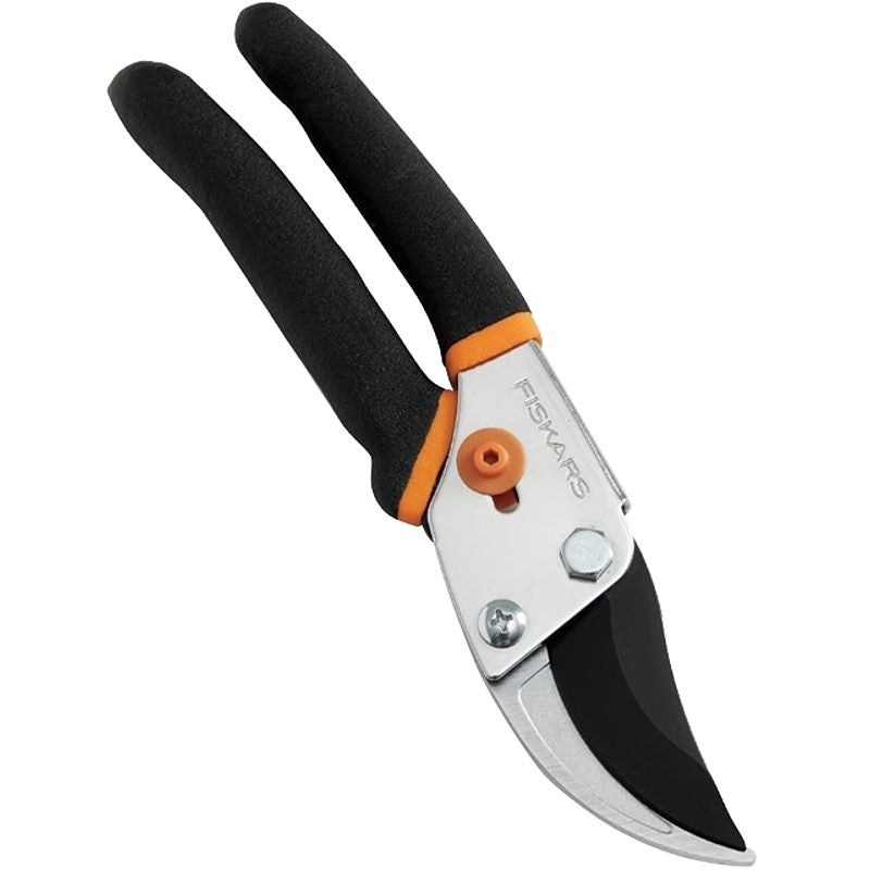 Fiskars 91095935J Bypass Pruner, 5/8 in Cutting Capacity, Steel Blade, Non-Slip Grip Handle