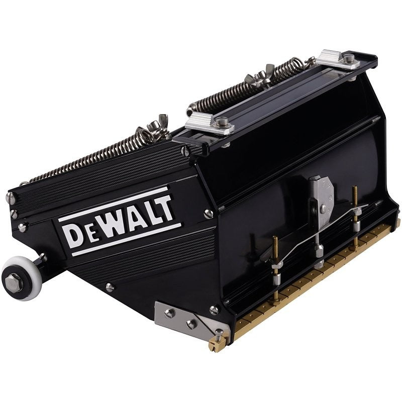 DEWALT DXTT-2-767 Mega Flat Box, Stainless Steel Blade