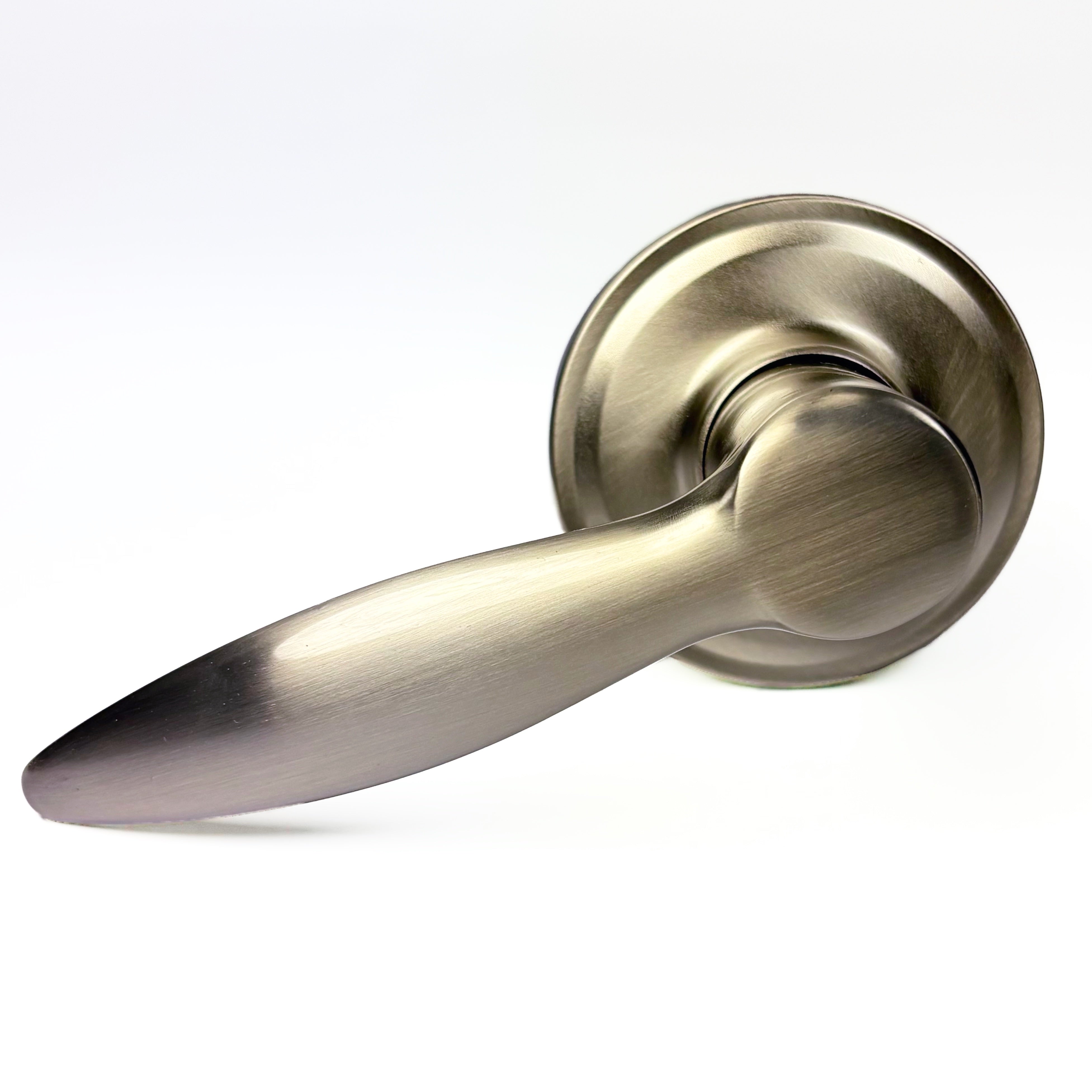 Hall and Closet Passage Leverset Satin Nickel